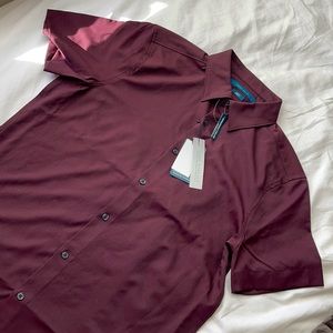 Perry Ellis slim fit button down shirt